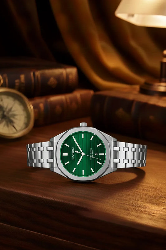 Men’s Silver Stainless Steel Analog Watch – Green Dial Classic Style