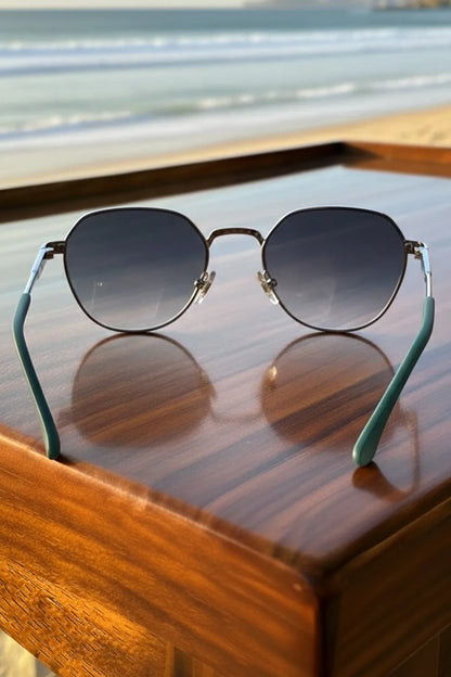 Men’s Classic Round Metal Sunglasses with Gradient Lenses – Coastal Style