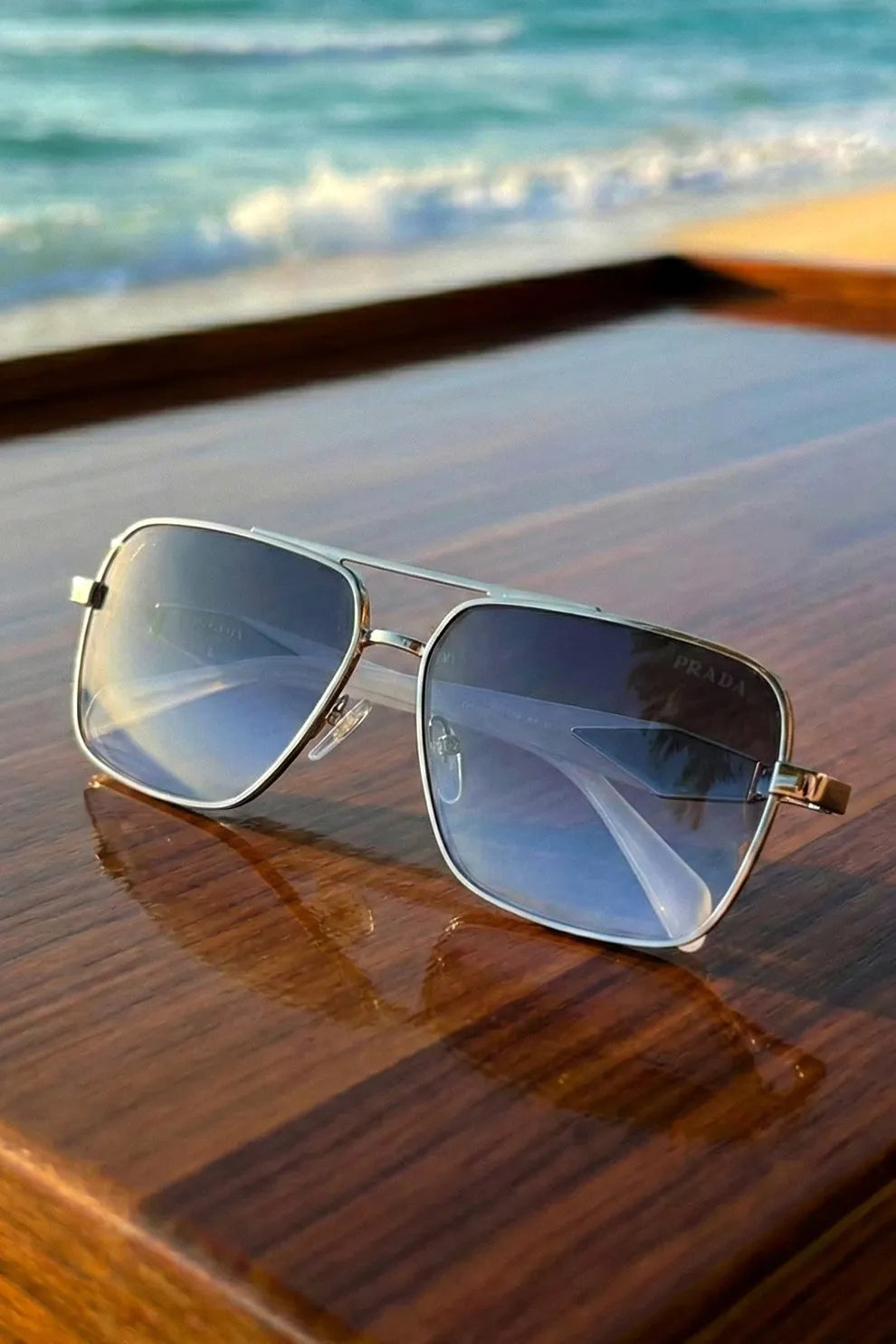 Men’s Square Metal Sunglasses with Gradient Blue Lenses – Modern Coastal Style