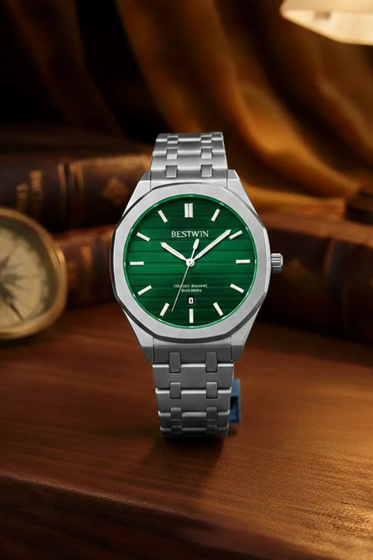 Men’s Silver Stainless Steel Analog Watch – Green Dial Classic Style