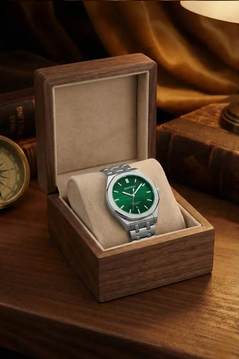 Men’s Silver Stainless Steel Analog Watch – Green Dial Classic Style