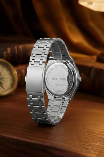 Men’s Silver Stainless Steel Analog Watch – Green Dial Classic Style